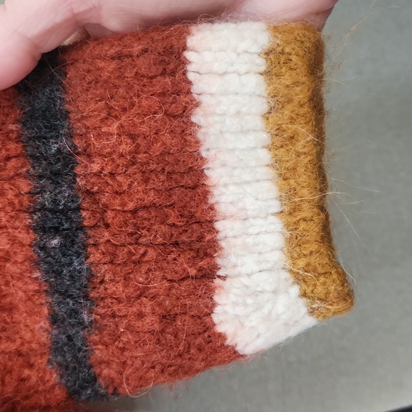 Sita Murt Alpaca and Wool Sweater - Picture 15 of 16